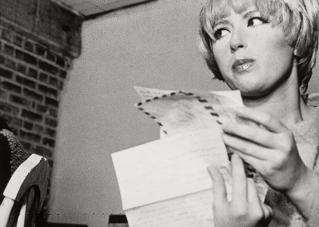 5__cindy_sherman_untitled_film_stills_1977_5