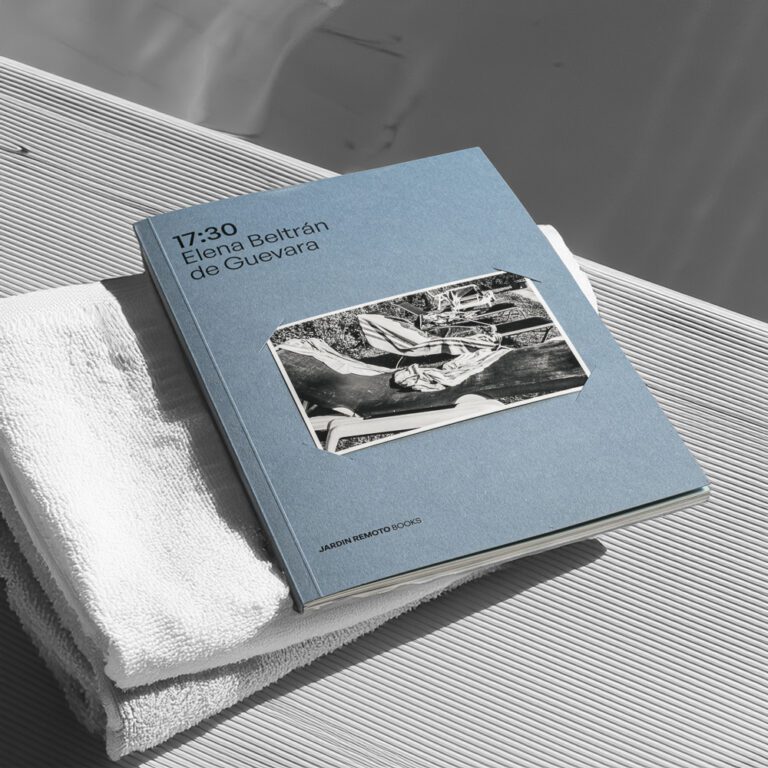 17-30 Elena Beltrán de Guevara Jardín Remoto Books Vol2-16