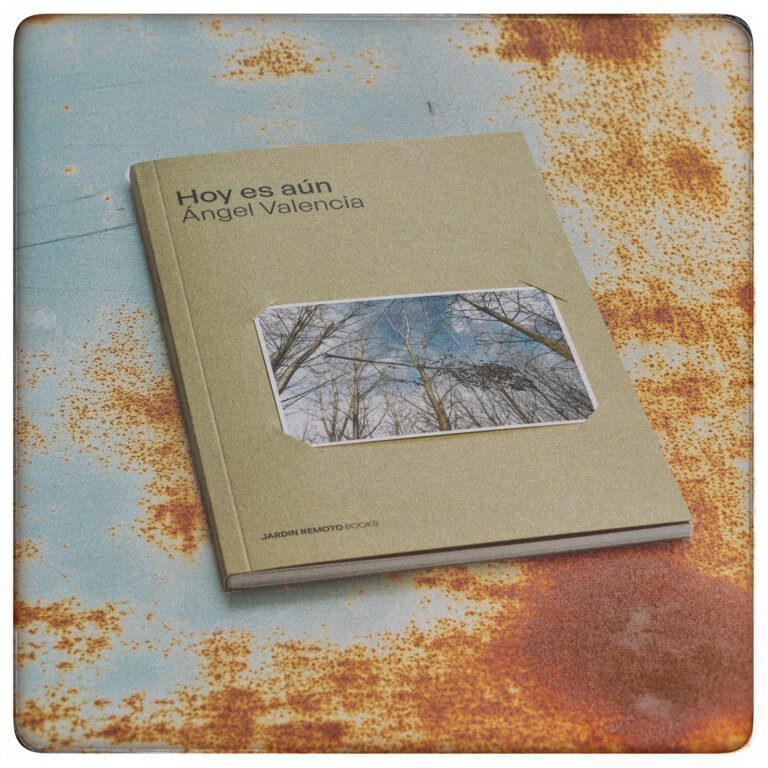 Jardín Remoto Books Vol.3 Hoy es aún Ángel Valencia secuencia-22