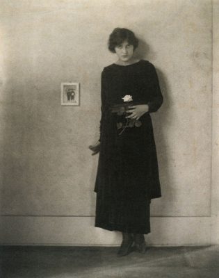 margrethe-mather-florence-deshon-1919
