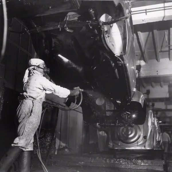 Robert Doisneau Renault-12