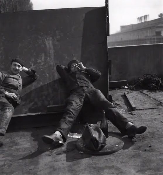 Robert Doisneau Renault-6