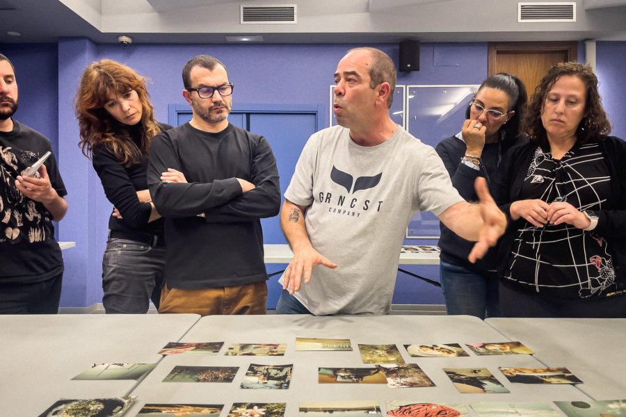 Taller edición portfolios Gustavo Bravo Jardín Remoto mayo 2024-17