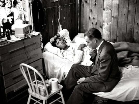 eugene-smith-1948-country-doctor-3